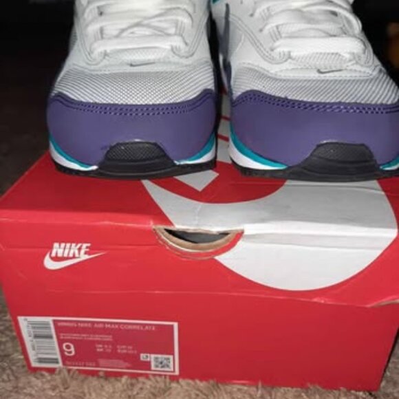 Women's Nike air max 90 size 9 but runs small/narrow - Picture 4 of 4